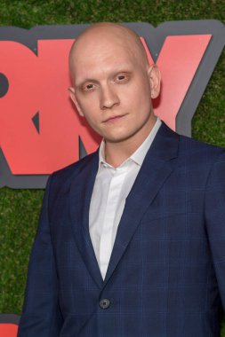 Anthony Carrigan 21 Mart 2018 'de HBO 