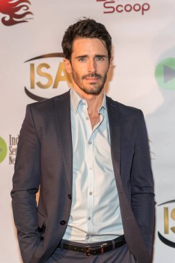 Brandon Beemer 5 Nisan 2018 'de Burbank Koloni Tiyatrosu' nda 9. Bağımsızlık Serisi Ödüllerine katıldı.