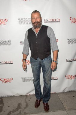 Tim Abell, 30 Ağustos 2017 'de Beverly Hills, Kaliforniya' daki Laemmle Ahrua Güzel Sanatlar Tiyatrosu 'nda CRCUS KANE' nin dünya prömiyerine katıldı.