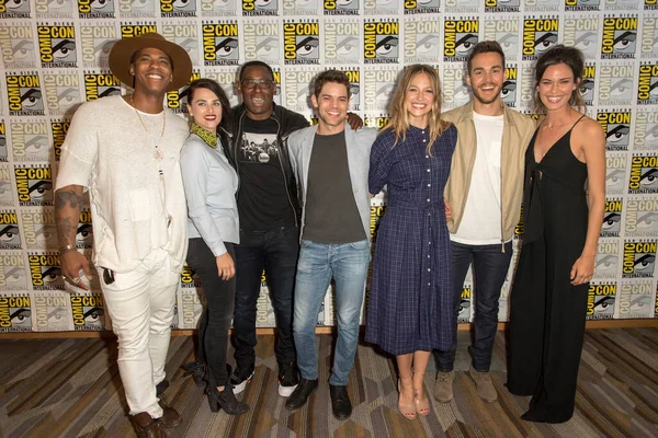 Cast Παρακολουθεί Supergirl Αίθουσα Τύπου Στο Comic Con 2017 Στις — Φωτογραφία Αρχείου