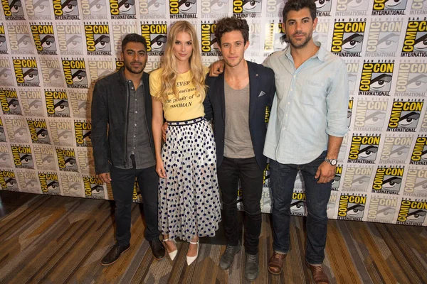 Cast Woont Stitchers Perskamer Comic Con 2017 Juli San Diego — Stockfoto