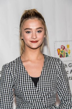 Lizzy Greene 29 Ekim 2017 'de Culver City, Kaliforniya' daki Smashbox Stüdyoları 'nda 28.
