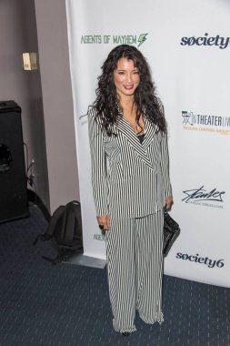 Kelly Hu, Şaban Tiyatrosu, Beverly Hills, Kaliforniya 'da 22 Ağustos 2017' de düzenlenen Stan Lee Özel Haraç Töreni 'ne katıldı.