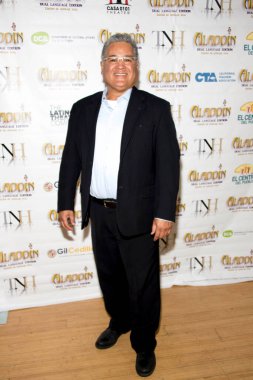 Jose Cruz Gonzales, Disney Alladin İkili Dil Baskısı 'nın açılış gecesine 8 Eylül 2017' de Los Angeles Tiyatro Merkezi, Los Angeles, Kaliforniya 'da katıldı.