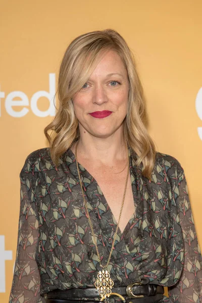 Karen Lunder, 4 Nisan 2017 'de Los Angeles CA' da Pacific Theaters at The Grove 'daki 