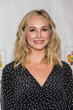 Candice King, 29 Ekim 2017 'de Culver City, Kaliforniya' daki Smashbox Stüdyoları 'nda 28.