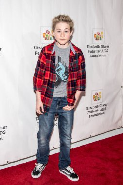 Casey Simpson, 29 Ekim 2017 'de Culver City, Kaliforniya' daki Smashbox Stüdyoları 'nda 28.