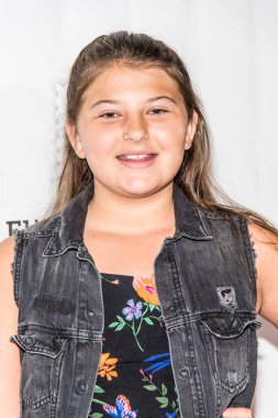 Mackenzie Hancsicsak, 29 Ekim 2017 'de Culver City, Kaliforniya' daki Smashbox Stüdyolarında 28.