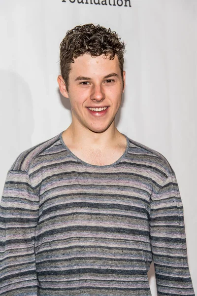 Nolan Gould Října 2017 Zúčastní Ročníku Pediatrické Nadace Aids Elizabeth — Stock fotografie