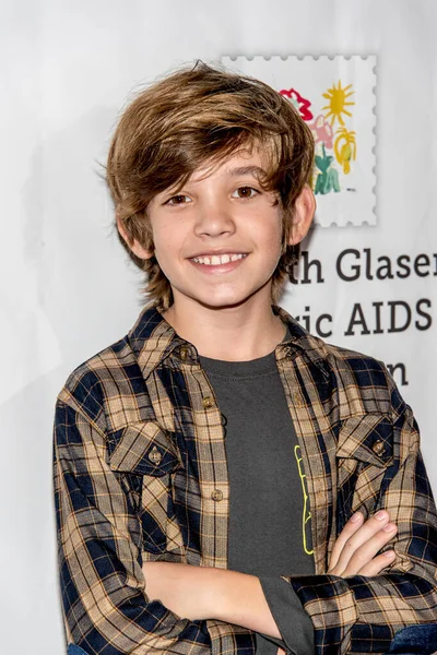 Prestyn Bates Deltar Årliga Elizabeth Glaser Pediatric Aids Foundation Smashbox — Stockfoto