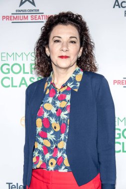 Madeline Di Nonno, Los Angeles, Kaliforniya 'daki Wilshire Country Club' daki Televizyon Akademisi Vakfı yararına düzenlenen 18. Geleneksel Emmy Golf Klasiği 'ne katıldı..