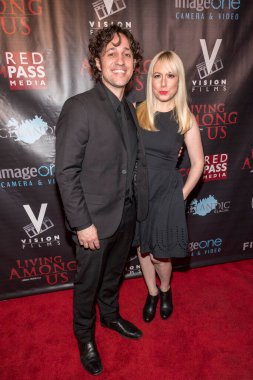 Thomas Ian Nicholas, DJ Colette 1 Şubat 2018 'de Los Angeles' taki Laemmle 's Ahrya Güzel Sanatlar Tiyatrosu' nda 