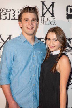 Peyton Clark ve Sarah Carpenter, Marvista Entertainment 'ın 28 Eylül 2015' te The Egypt Theatre, Hollywood, CA 'da yayınlanan 