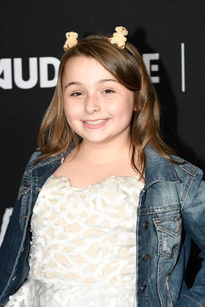 Maddie Dixon Poirer Attends Red Carpet Premiere Event Audience Networksloudermilk — Stock Photo, Image