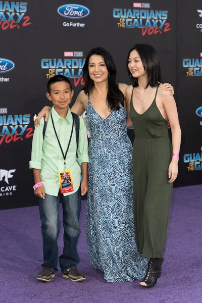 Ming Wen Com Família Frequenta Guardiões Galáxia Marvel Studios Estreia — Fotografia de Stock