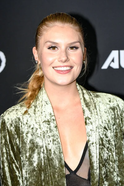 Natalie Sharp Attends Red Carpet Premiere Event Audience Networksloudermilk Hit — Stockfoto