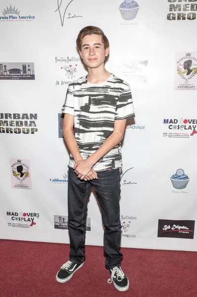 Caden Conrique Asiste Red Carpet Halloween Hotness Heating Cure American —  Fotos de Stock