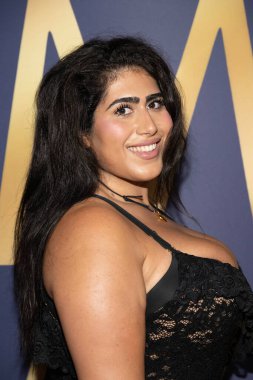 Aktris Lauren Davidi, Afinity Gece Hayatı 'na katılıyor. 14 Eylül 2025' te SkyBar Mondrian Oteli 'nde Emmy Ödülleri' ni sunuyor.