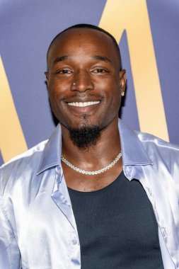 Aktör / rapçi Justen Best, Affinity Gece Hayatı 'na katıldı. 14 Eylül 2025' te Los Angeles 'taki SkyBar Mondrian Oteli' nde düzenlenen partiden sonra Emmy Ödülleri 'ni sunuyor.