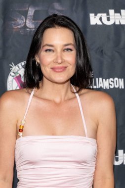 Aktris Saint Heart, The Frida Cinema, Los Angeles, CA, 22 Eylül 2025 'te Dünya Büyücülük Galasına katıldı.