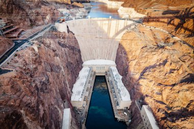 Hoover Barajı göl Mead güneybatı ABD Arizona ve Nevada sınırında, dünyanın sekizinci harikası olarak kabul edilir.