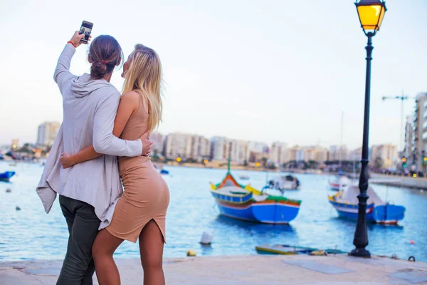 Happy Romantic Moments Together Young Couple Love Making Selfie Holiday — Stock Photo, Image