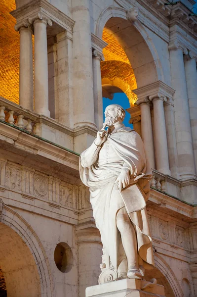 Gece Görünümü Ünlü Rönesans Heykelinin Mimar Palladio Palladian Bazilika Vicenza — Stok fotoğraf