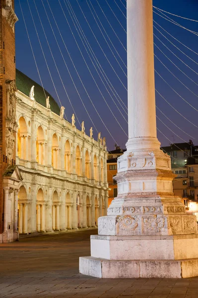 Den Berömda Palladianska Basilikan Natt Lords Square Vicenza Och Grunden — Stockfoto