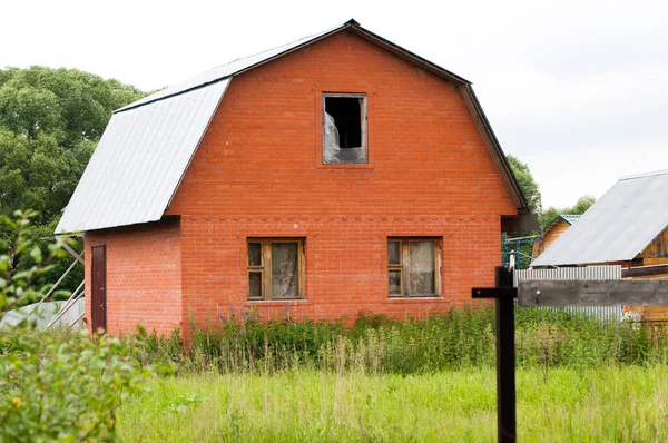 Maison Brique Abandonnée Dans Village — Photo