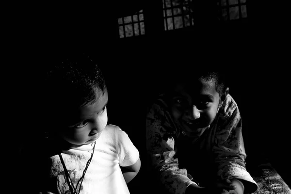 Kalaburagi Karnataka India Septiembre 2020 Niños Jugando Casa Luz Del — Foto de Stock