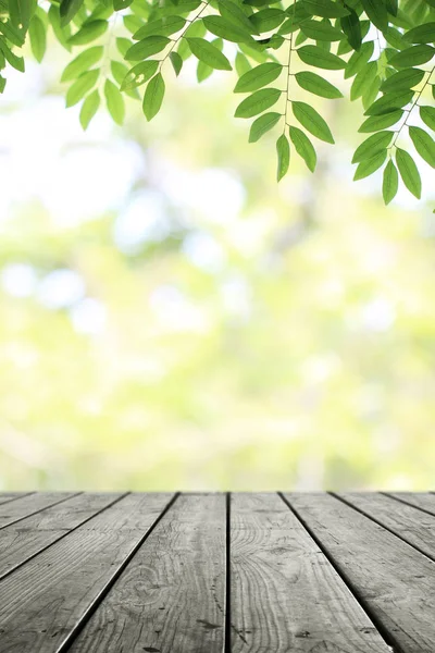 Tavolo Legno Verde Sfocato Natura Giardino Sfondo — Foto Stock