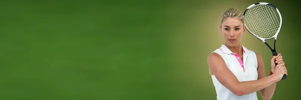 Composito Digitale Tennista Donna Con Sfondo Verde Con Racchetta — Foto Stock