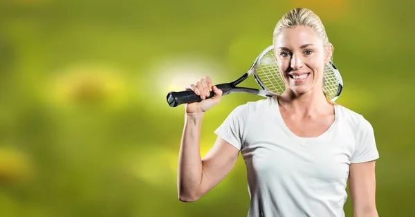 Digitální Složený Tenisový Hráč Ženy Zeleným Pozadím Raketou — Stock fotografie