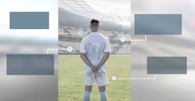 Boş Infographic panelleri ve futbolcu sahada stadyumda ayakta dijital bileşik