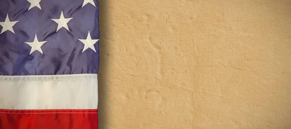 Bandera Estados Unidos Arrugada Contra Marco Completo Pared Beige —  Fotos de Stock