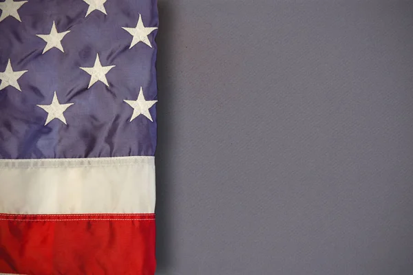 Bandera Estados Unidos Arrugada Contra Gris —  Fotos de Stock