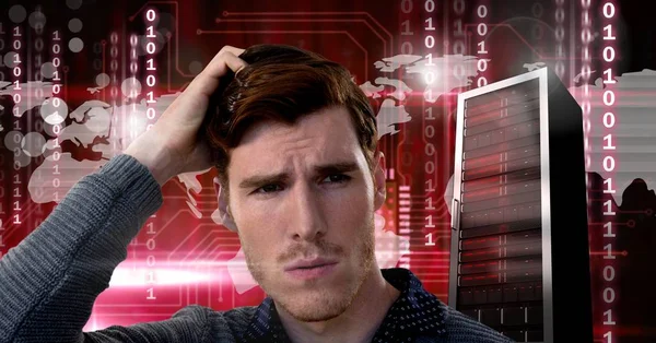 コンピューター サーバーと技術情報のインターフェイスを持つ男のデジタル合成 — ストック写真