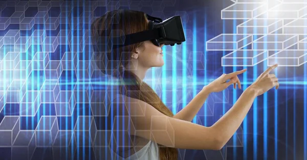 Digitales Zusammenspiel Des Menschen Mit Virtual Reality Headset Mit Geometrischem — Stockfoto