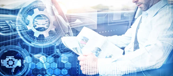 Araba ve araçları arabada oturan ve haber kağıt okuma adama karşı bilgisayar grafik görüntü