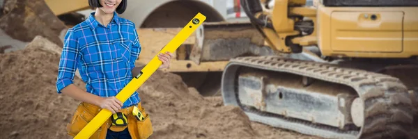 Arquiteta Feminina Segurando Equipamentos Medição Contra Bulldozer Canteiro Obras — Fotografia de Stock