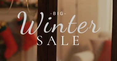 Büyük kış indirimi yakın Noel dekorasyonu 4k karşı çekim