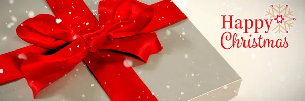 Рождественская Открытка Против Рождественского Подарка Серебряной Коробке — стоковое фото