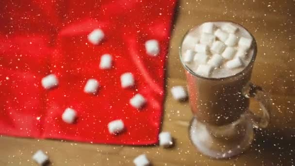 クリスマス ホット チョコレートとマシュマロと立ち下がり雪のデジタル合成 — ストック動画