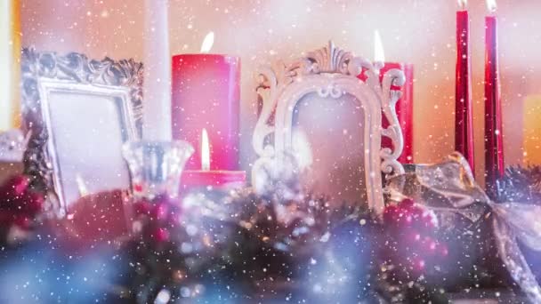Composto Digital Decoração Natal Velas Combinadas Com Neve Caindo — Vídeo de Stock