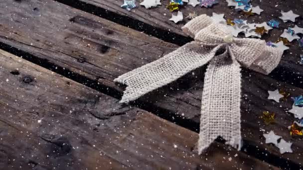 带圣诞装饰丝带的落雪数字复合材料 — 图库视频影像