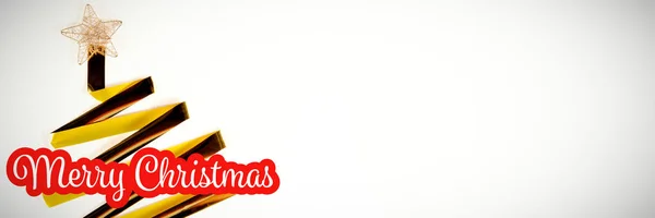 Tarjeta Felicitación Blanca Roja Contra Cinta Dorada Forma Árbol Navidad —  Fotos de Stock