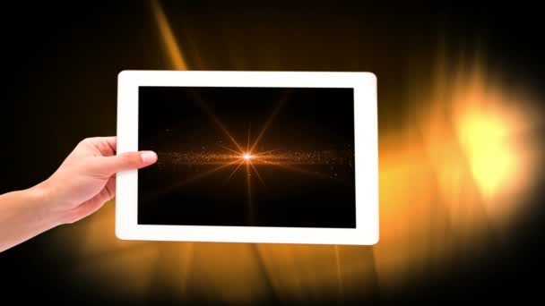 Digital Animering Kvinna Anläggning Digital Tablett Visar Belysning Lampor Glödande — Stockvideo