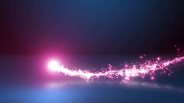 发光的粉红色圣诞灯移动在黑暗的背景与火花和痕迹 — 图库视频影像