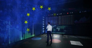 Eu Flag 'a karşı dijital grafik ve istatistiksel arkaplan üzerinde duran işadamı