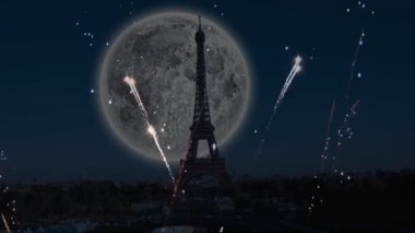 Paris eifeltower ve anmated aya karşı animasyonlu havai fişek